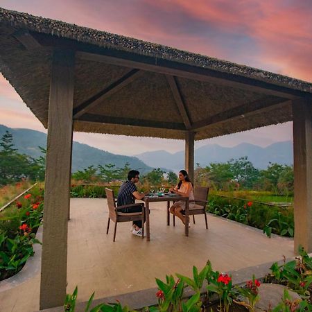 Encore A Boutique Resort Mulshi Exterior photo