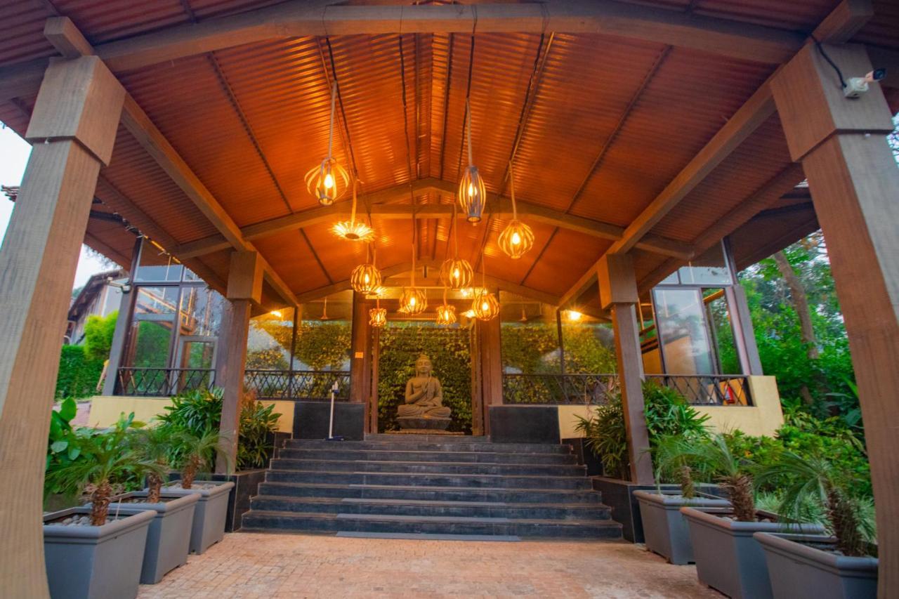Encore A Boutique Resort Mulshi Exterior photo